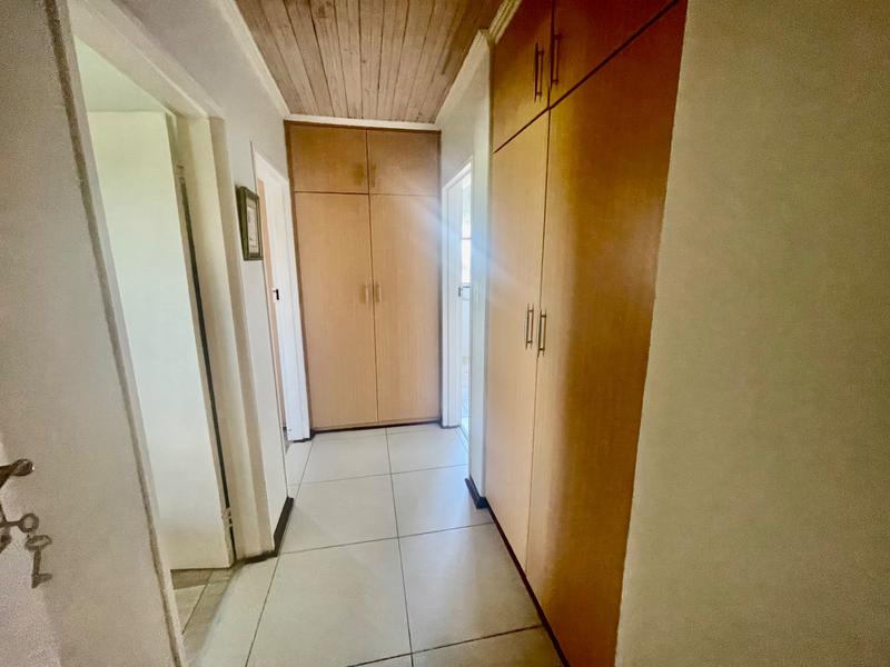 To Let 4 Bedroom Property for Rent in Plattekloof Western Cape